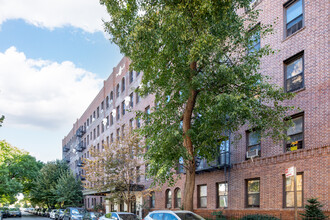 80 Winthrop St in Brooklyn, NY - Foto de edificio - Building Photo