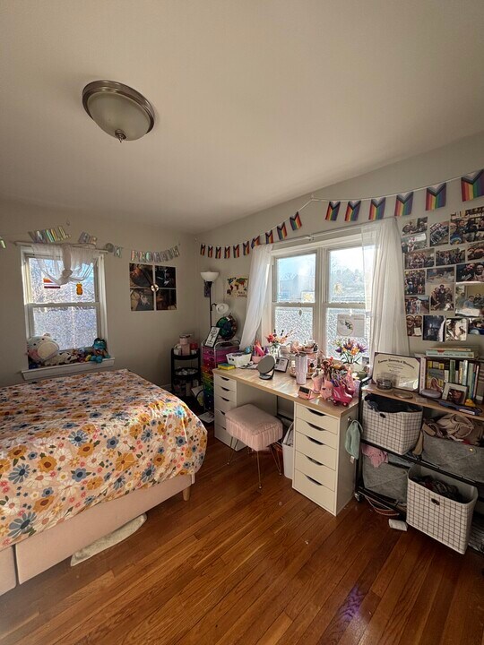 43 Selkirk Rd, Unit 1F in Boston, MA - Foto de edificio