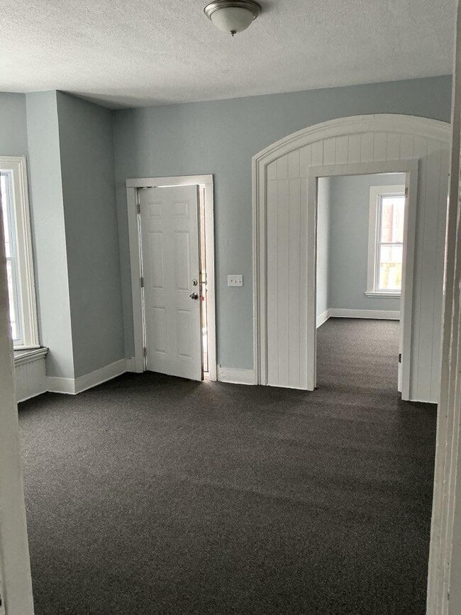 14405 Sylvia Ave in Cleveland, OH - Building Photo - Building Photo