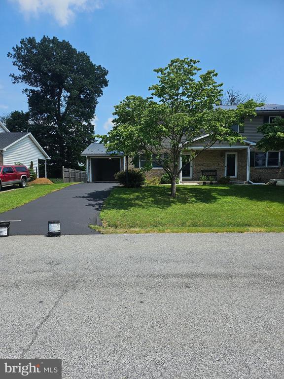 property at 14786 Sherwood Dr