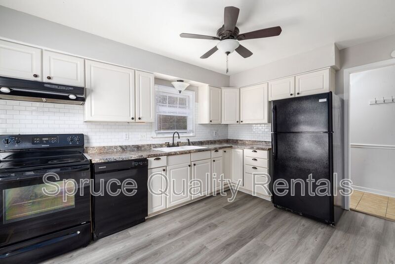 5215 Peppercorn St in Durham, NC - Building Photo