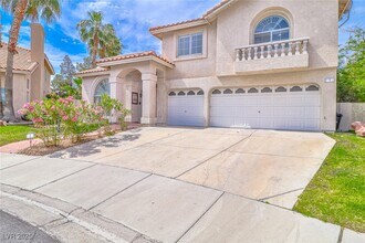 1 Red Fawn Ct in Henderson, NV - Building Photo - Building Photo