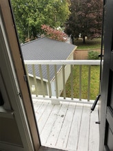 1015 Madison St-Unit -B in Manitowoc, WI - Building Photo - Building Photo