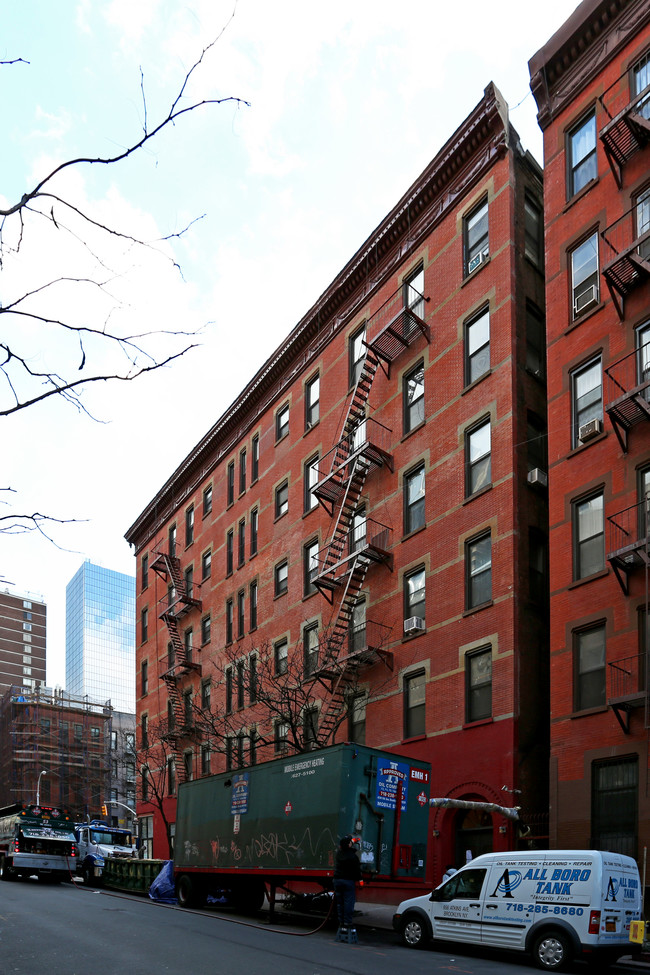 859 Ninth Ave in New York, NY - Building Photo - Building Photo