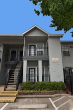 Green Tree Place in Houston, TX - Foto de edificio - Building Photo