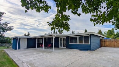 1439 S 303rd St in Federal Way, WA - Building Photo - Building Photo