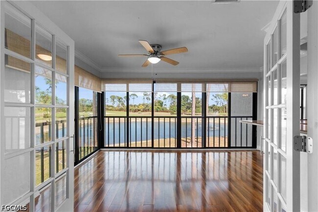 5665 Trailwinds Dr in Ft. Myers, FL - Building Photo - Building Photo