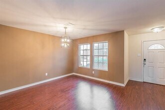 8405 Shining Waters Ln in Arlington, TX - Building Photo - Building Photo