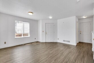 10974 E 96th Pl in Commerce City, CO - Building Photo - Building Photo