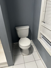 39 Washington Ave, Unit ApartmentStudio in Belleville, NJ - Building Photo - Building Photo