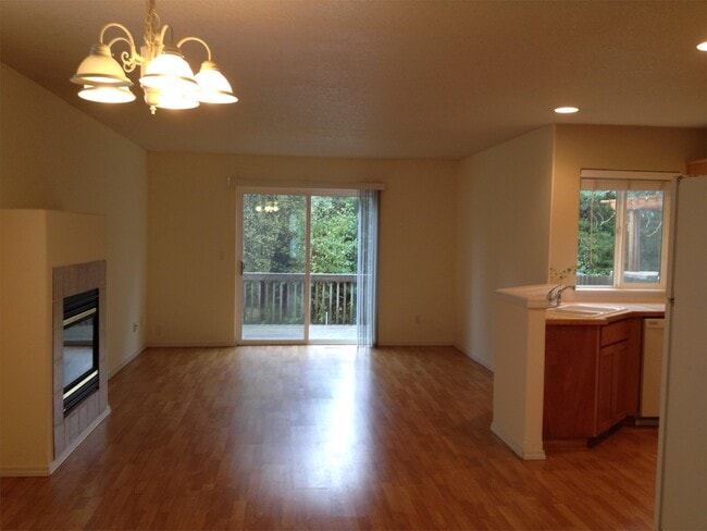 35413 Oakwood Dr in Saint Helens, OR - Building Photo - Building Photo