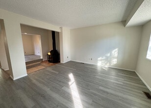 965 London Green Way in Colorado Springs, CO - Building Photo - Building Photo