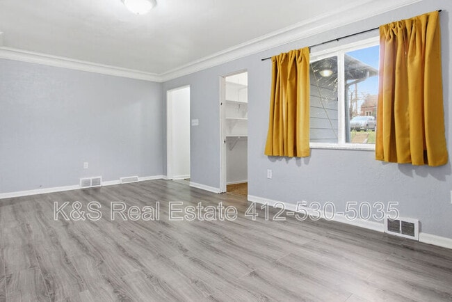 9608 Frankstown Rd in Pittsburgh, PA - Building Photo - Building Photo