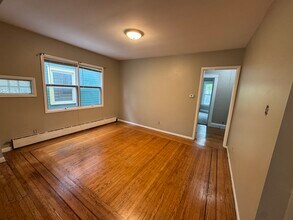 723 Amherst St, Unit Lower in Buffalo, NY - Building Photo - Building Photo