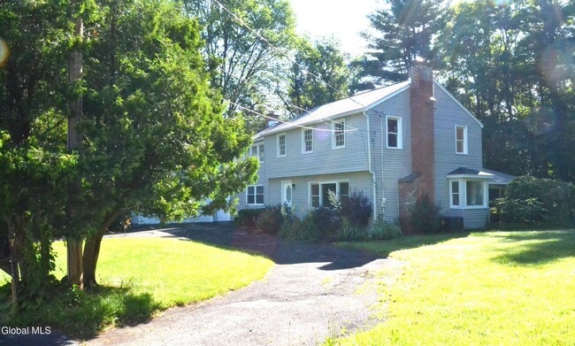 7 Erics Ln in Rexford, NY - Building Photo - Building Photo