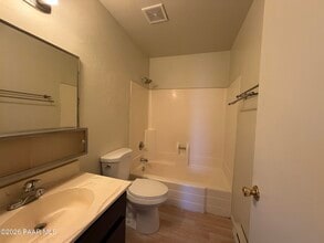 408 Madison Ave in Prescott, AZ - Foto de edificio - Building Photo