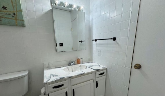 property at 3552 S Gateway Blvd