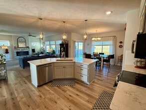 5010 Sheridan Rd in Papillion, NE - Building Photo - Building Photo