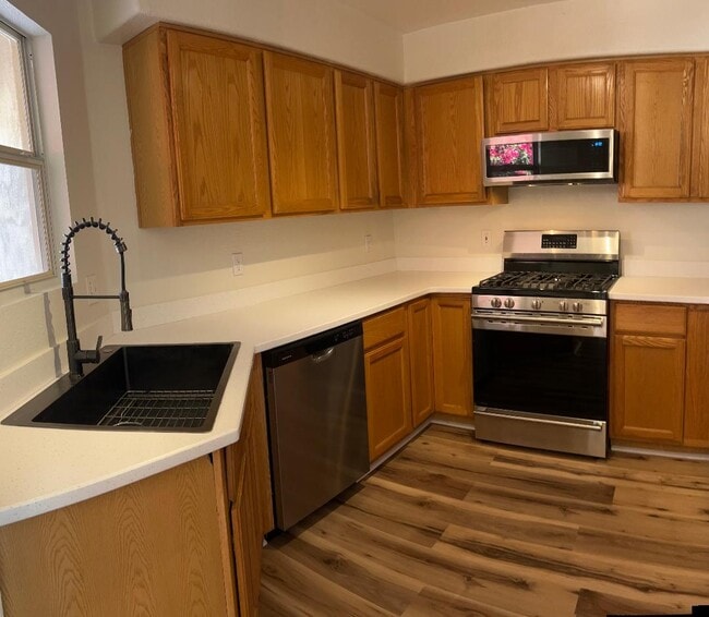 5484 W Dove of Peace Dr in Marana, AZ - Building Photo - Building Photo