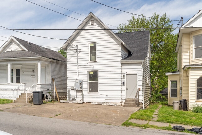 419 Walnut Ave in Fairmont, WV - Building Photo - Building Photo