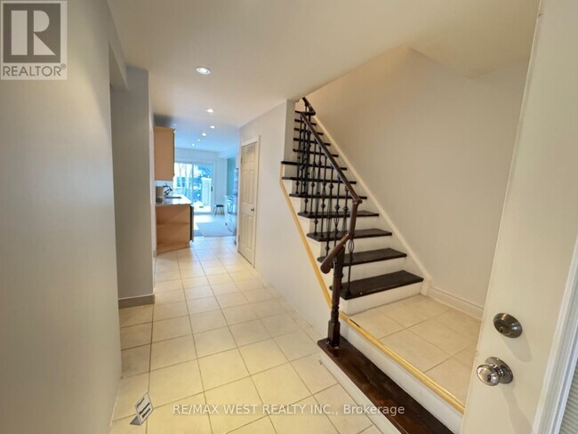 51 Michael Dr in Richmond Hill, ON - Building Photo - Building Photo