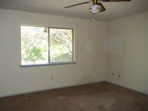 1301 Princeton Ave in Longview, TX - Building Photo - Building Photo