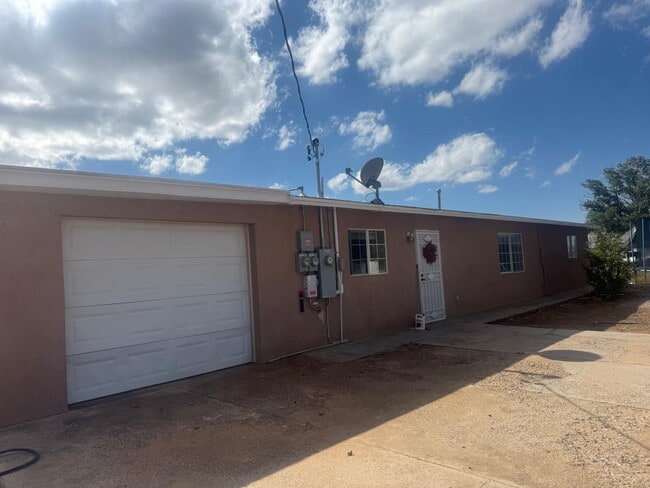 property at 6 Louise Ln