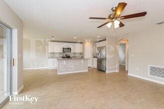 128 Southern Breeze Lp in Winter Haven, FL - Building Photo - Building Photo