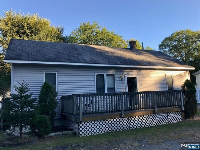 1 Cedar Ln in Paramus, NJ - Building Photo - Building Photo