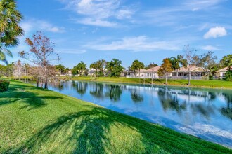 8313 Cozumel Ln in Wellington, FL - Building Photo - Building Photo