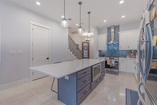 406 Fenn St in Houston, TX - Building Photo