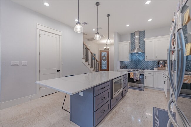 property at 406 Fenn St
