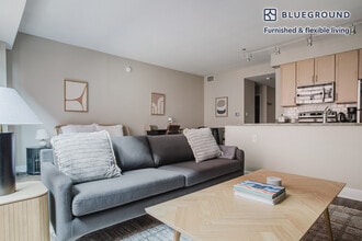 465 New York Ave NW in Washington, DC - Building Photo - Building Photo