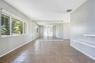 111 Colyer Dr in Longwood, FL - Building Photo - Building Photo