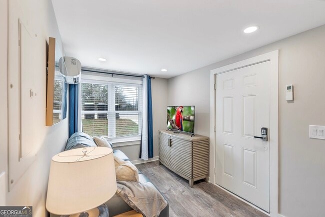 property at 243 N Georgia Ave