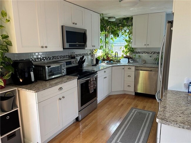 property at 3 Viking Dr
