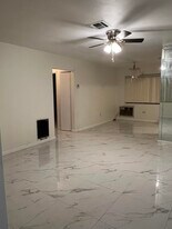 911 S B St in Lake Worth Beach, FL - Building Photo