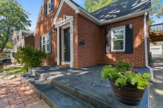 113 Crestmere Ave in Columbia, MO - Building Photo - Building Photo
