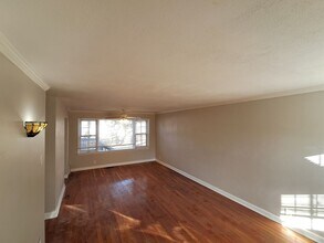 1009 Roxton Dr in St. Louis, MO - Building Photo - Building Photo