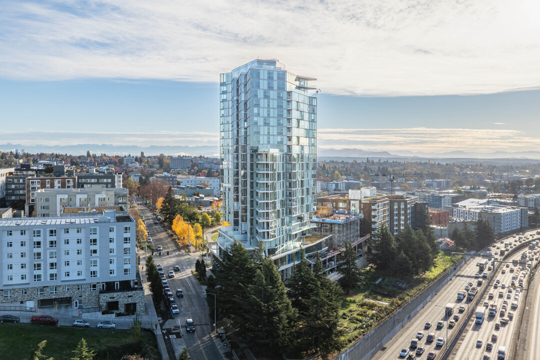 Yesler Towers in Seattle, WA - Building Photo