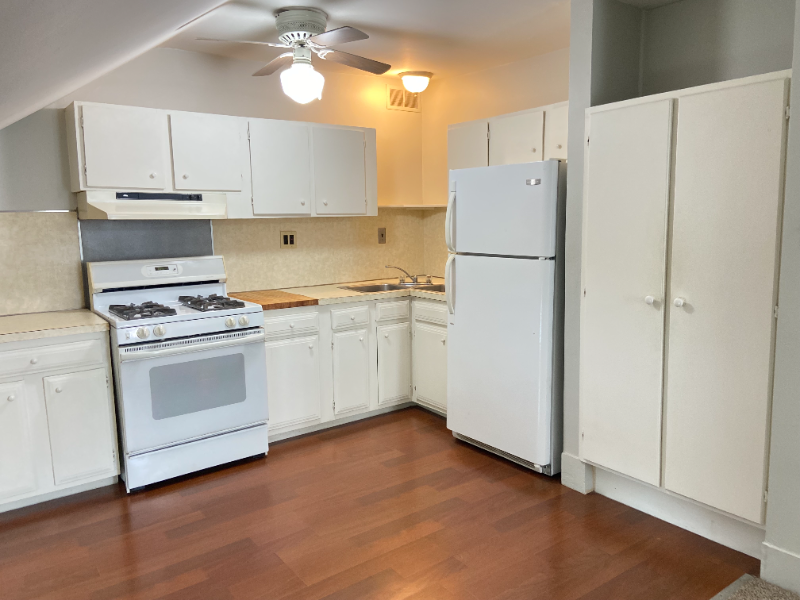 603 McCarthy St-Unit -#3 in Howell, MI - Building Photo