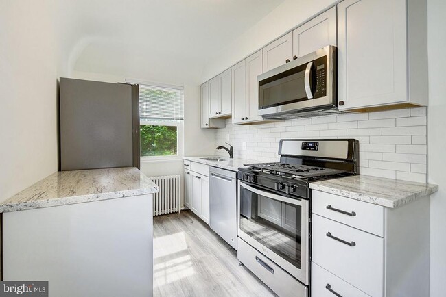 property at 1400 12th St N