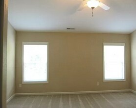 6159 Neuse Wood Dr in Raleigh, NC - Building Photo - Building Photo