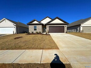 28601 Brian Ln in Madison, AL - Foto de edificio - Building Photo