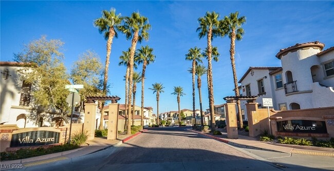 property at 50 Aura de Blanco St