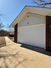 1 Wilton Ln in Bella Vista, AR - Foto de edificio - Building Photo