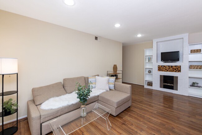 property at 4355 Diamond St