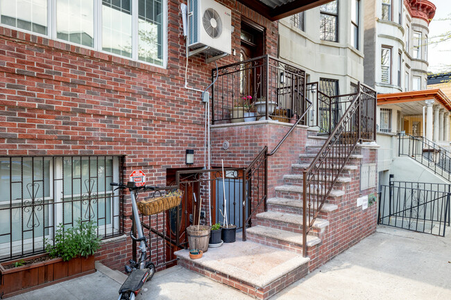 282 Troy Ave in Brooklyn, NY - Building Photo - Building Photo