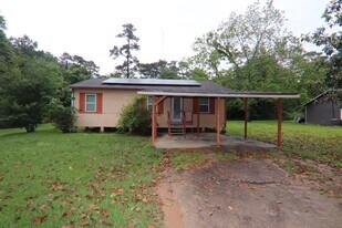 1190 Alred St in Vidor, TX - Building Photo