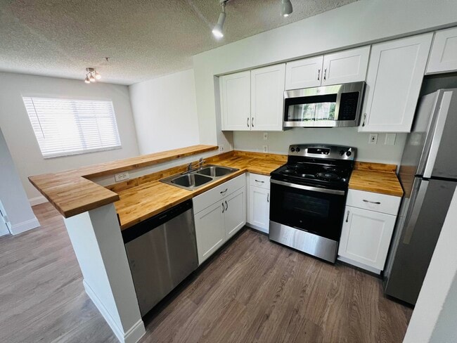 7840 Sonoma Springs Cir